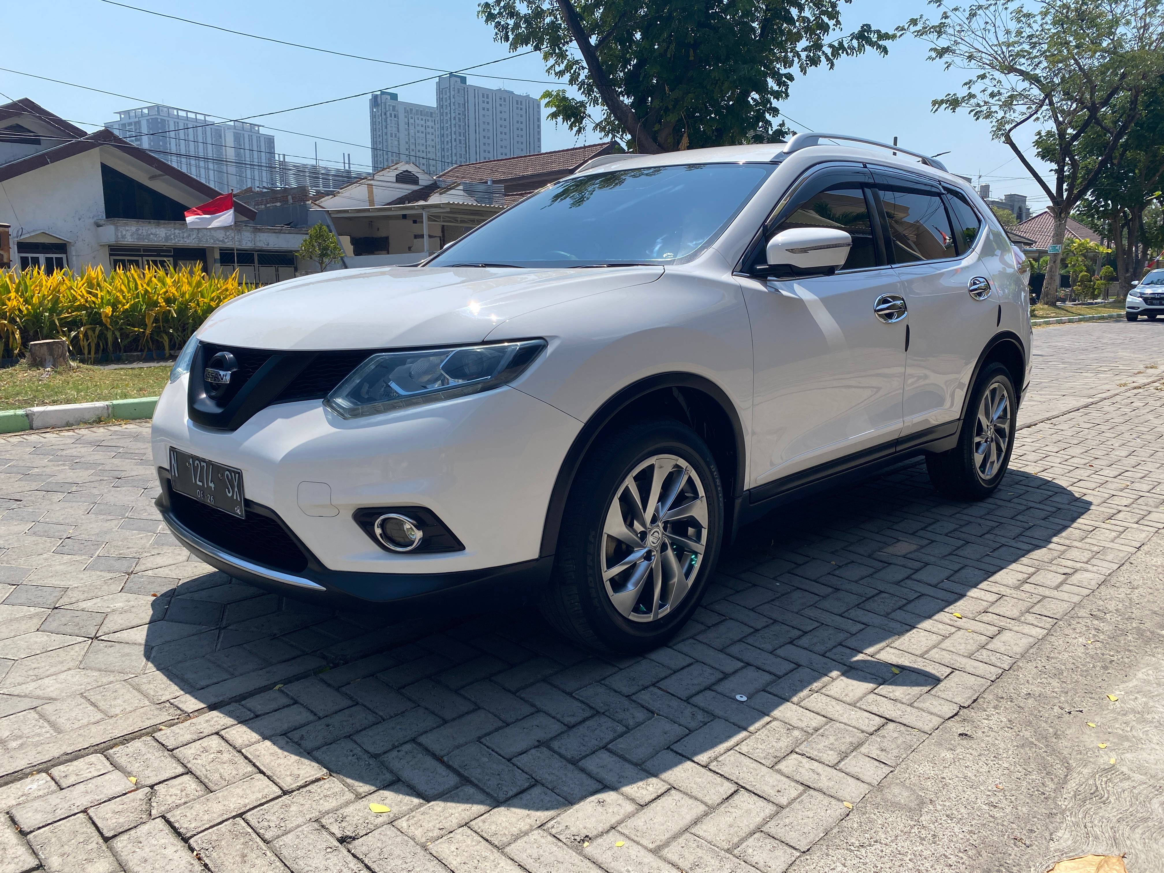 Old 2016 Nissan X Trail  2.5 CVT 2.5 CVT