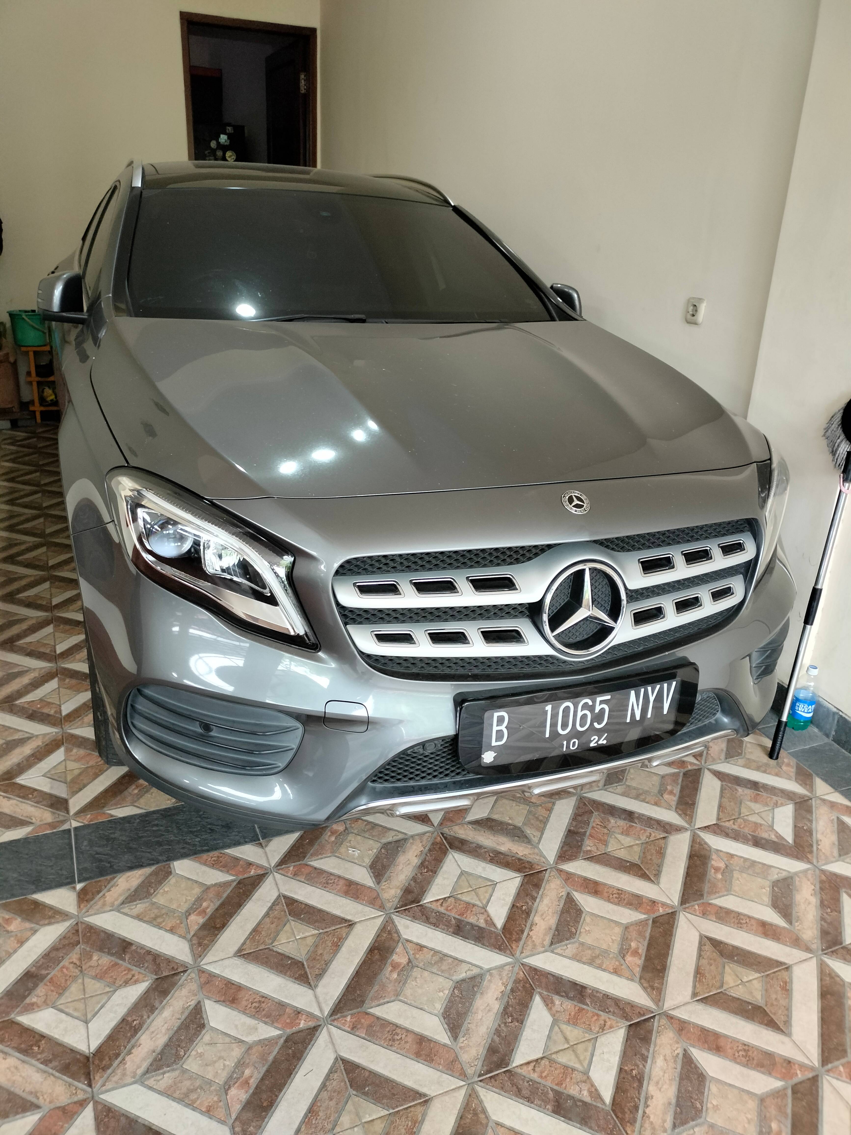 Mobil bekas Mercedes Benz GLA-Class 2018