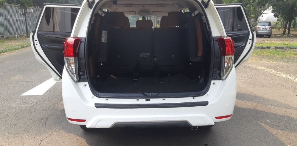 2016 Toyota Kijang Innova 2016 Toyota Kijang Innova
