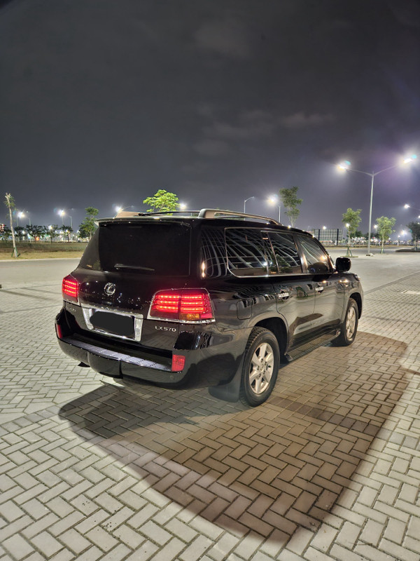 2011 Lexus LX 2011 Lexus LX