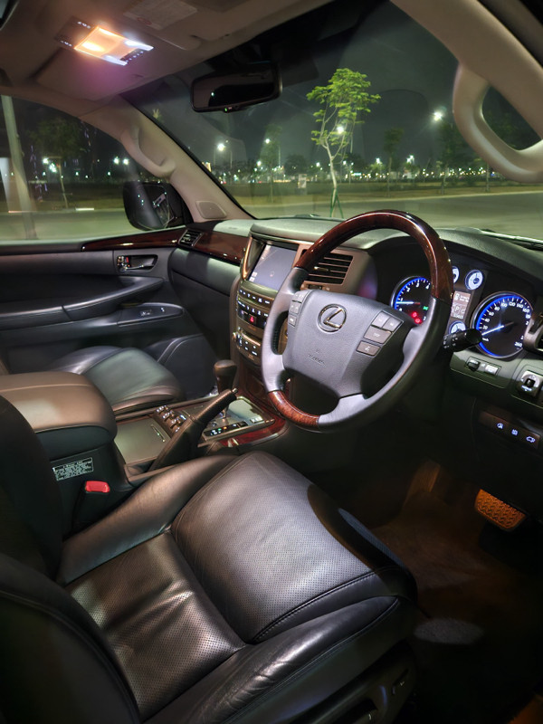 2011 Lexus LX 2011 Lexus LX