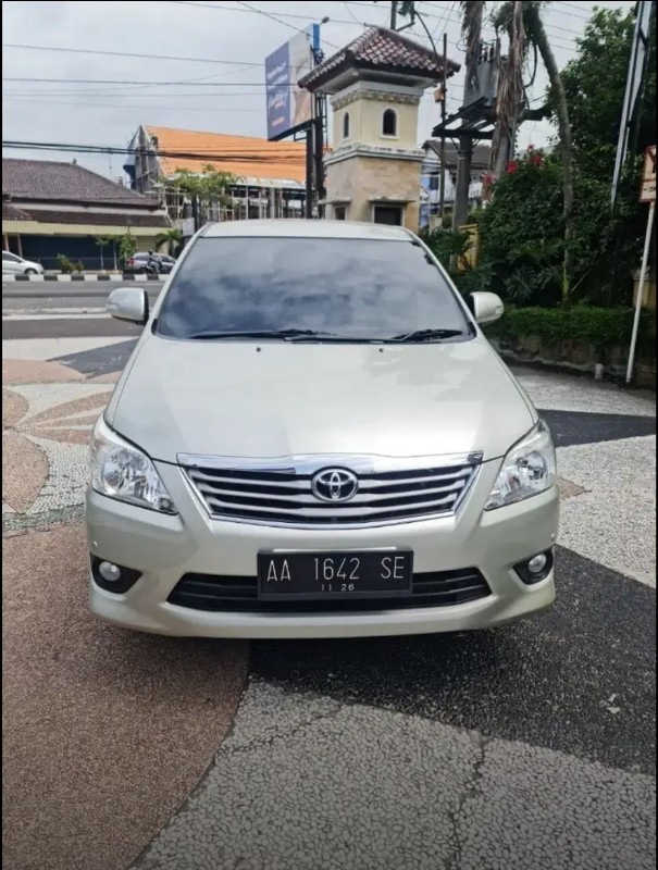 2012 Toyota Kijang Innova