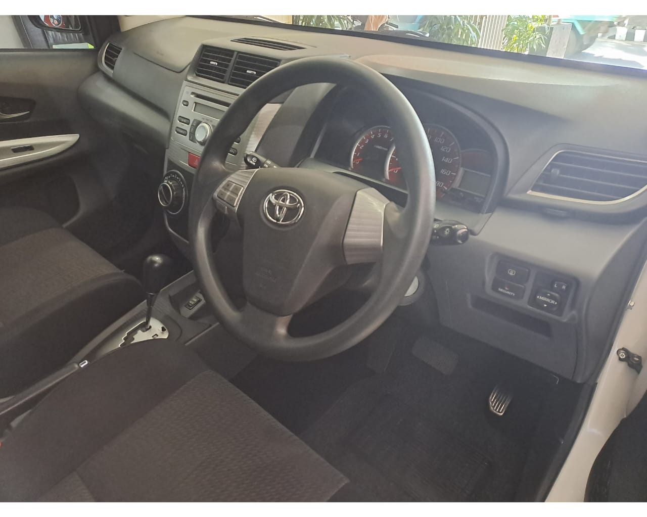 2014 Toyota Avanza Veloz 2014 Toyota Avanza Veloz