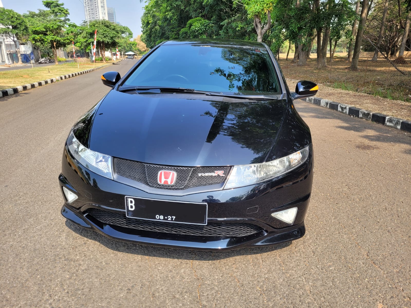2007 Honda Civic Type R 6-Speed MT 2007 Honda Civic Type R 6-Speed MT