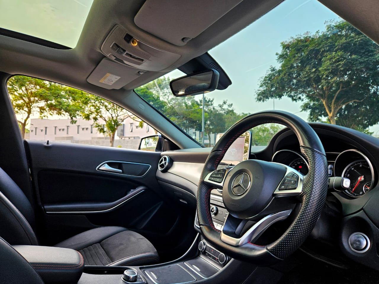 2017 Mercedes Benz CLA-Class  200 AMG Line 2017 Mercedes Benz CLA-Class  200 AMG Line