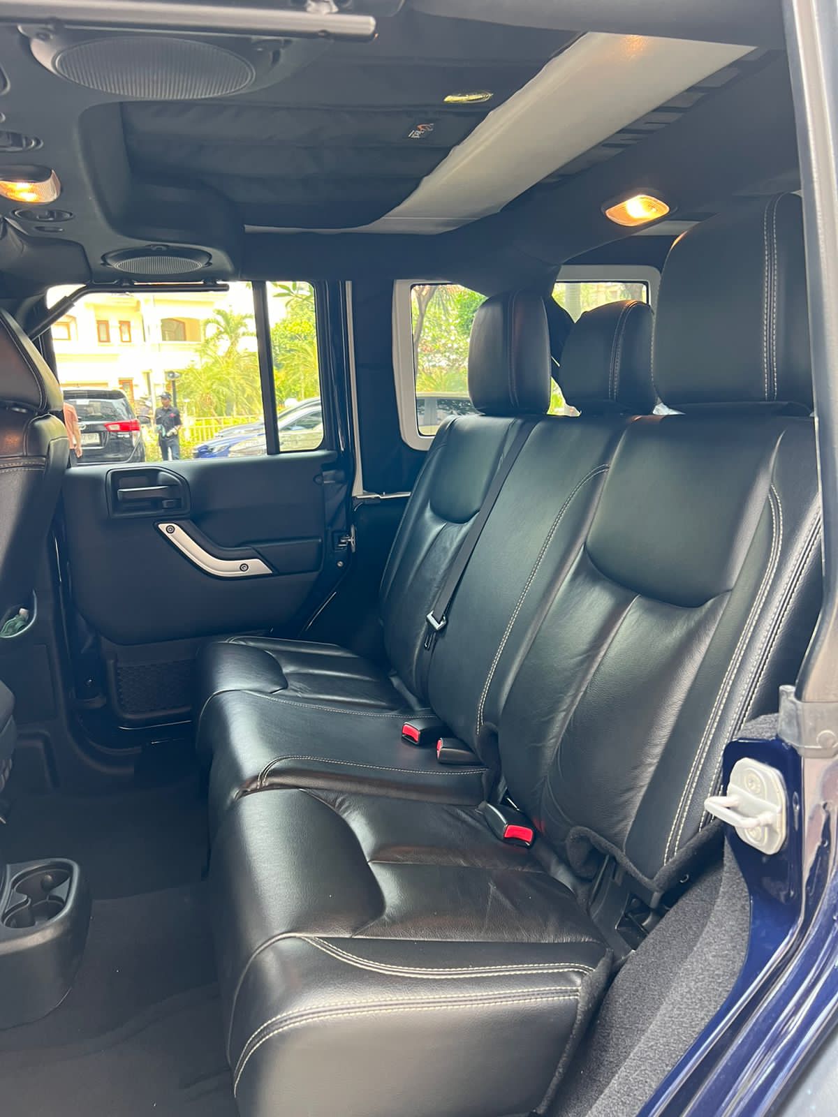 2013 Jeep Wrangler Unlimited Rubicon 4x4 2013 Jeep Wrangler Unlimited Rubicon 4x4