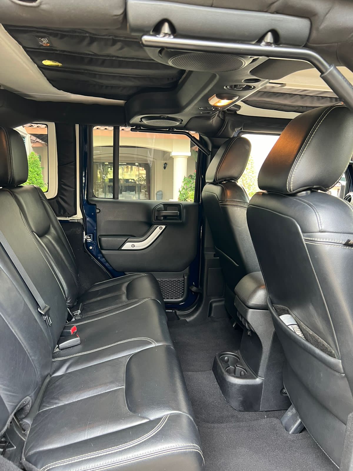 2013 Jeep Wrangler Unlimited Rubicon 4x4 2013 Jeep Wrangler Unlimited Rubicon 4x4