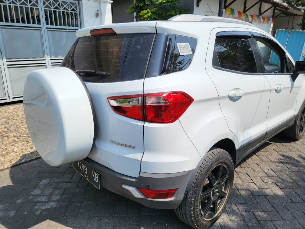 Dijual 2014 Ford Ecosport Titanium1.5L AT Titanium1.5L AT Bekas