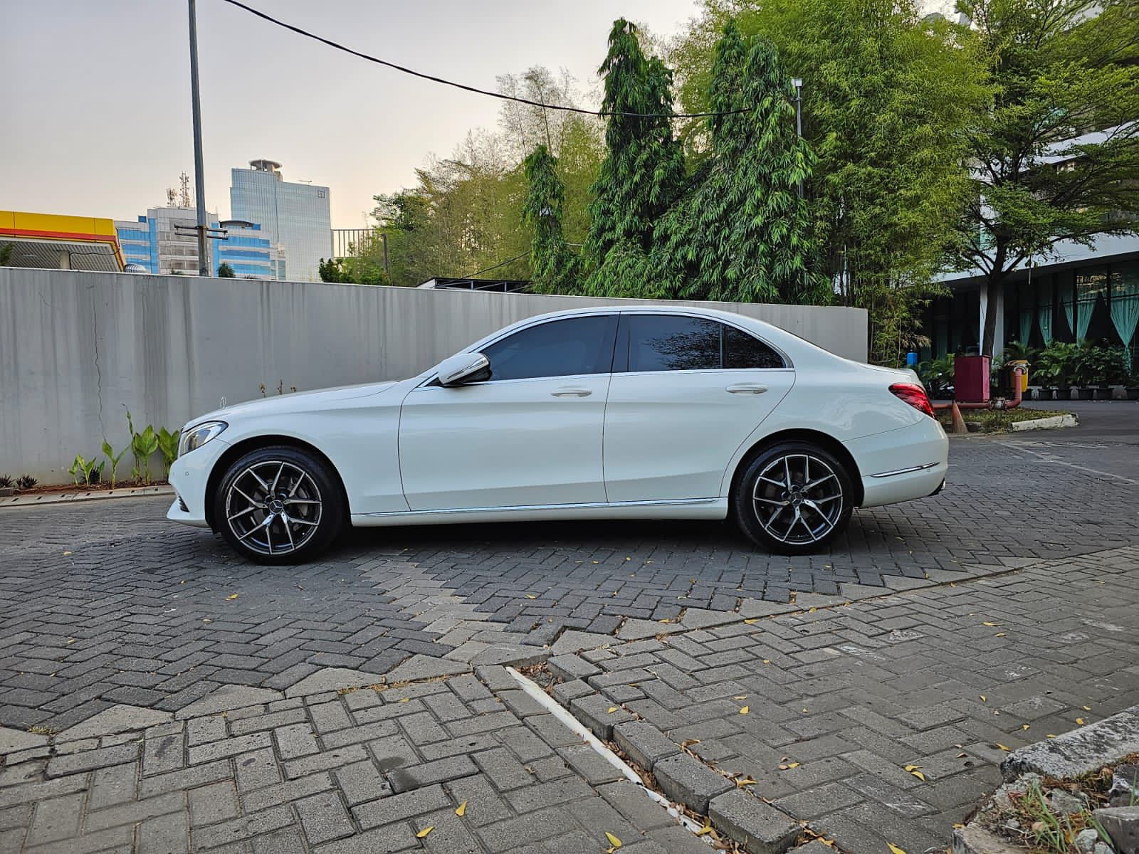 2015 Mercedes Benz C-Class Estate C 250 ESTATE EXCLUSIVE 2015 Mercedes Benz C-Class Estate C 250 ESTATE EXCLUSIVE