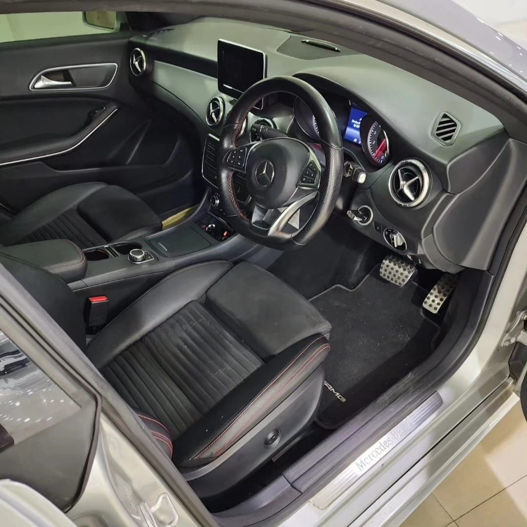 2015 Mercedes Benz CLA-Class  200 AMG Line 2015 Mercedes Benz CLA-Class  200 AMG Line