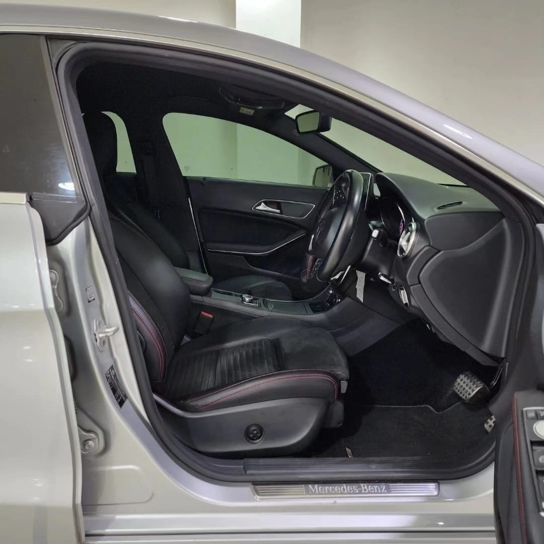 2015 Mercedes Benz CLA-Class  200 AMG Line 2015 Mercedes Benz CLA-Class  200 AMG Line