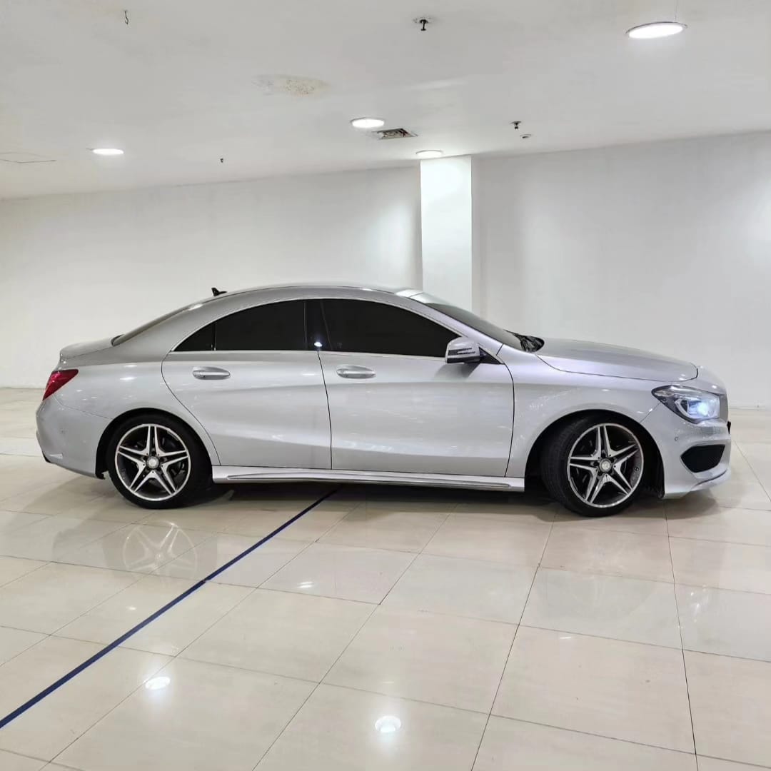 2015 Mercedes Benz CLA-Class  200 AMG Line 2015 Mercedes Benz CLA-Class  200 AMG Line