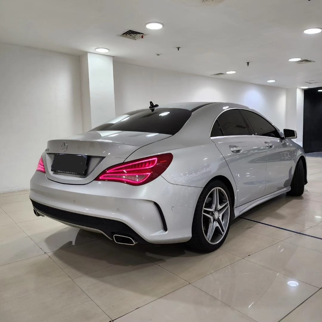 2015 Mercedes Benz CLA-Class  200 AMG Line 2015 Mercedes Benz CLA-Class  200 AMG Line