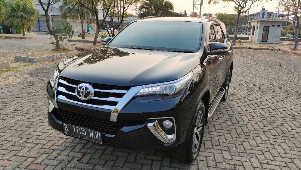 2016 Toyota Fortuner 2.4 VRZ AT 2.4 VRZ AT bekas