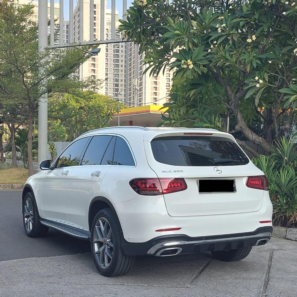 2020 Mercedes Benz GLC-Class 200 AMG Line 2020 Mercedes Benz GLC-Class 200 AMG Line