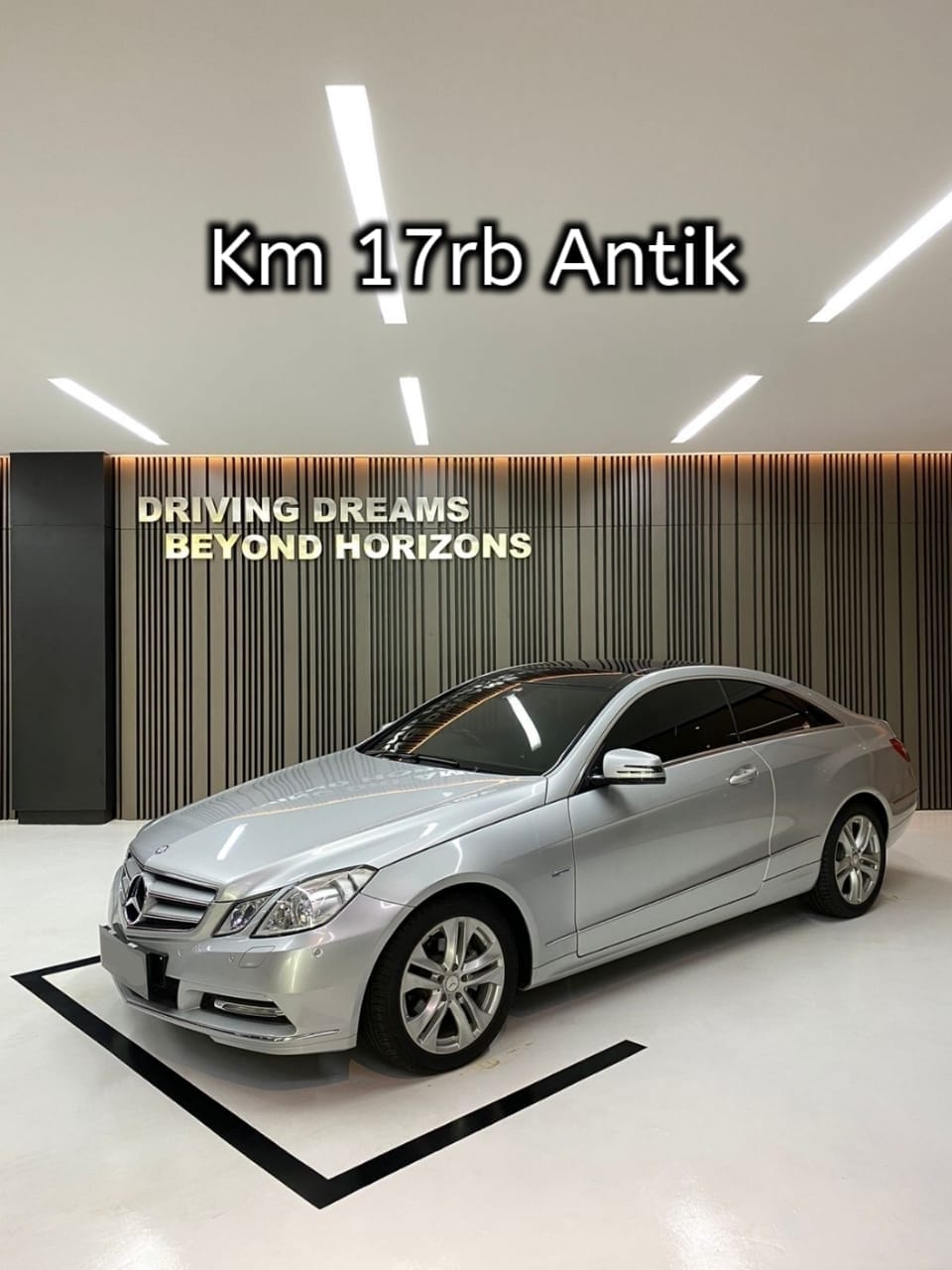 2011 Mercedes Benz E-Class  E 200 Coupe AMG Line 2011 Mercedes Benz E-Class  E 200 Coupe AMG Line