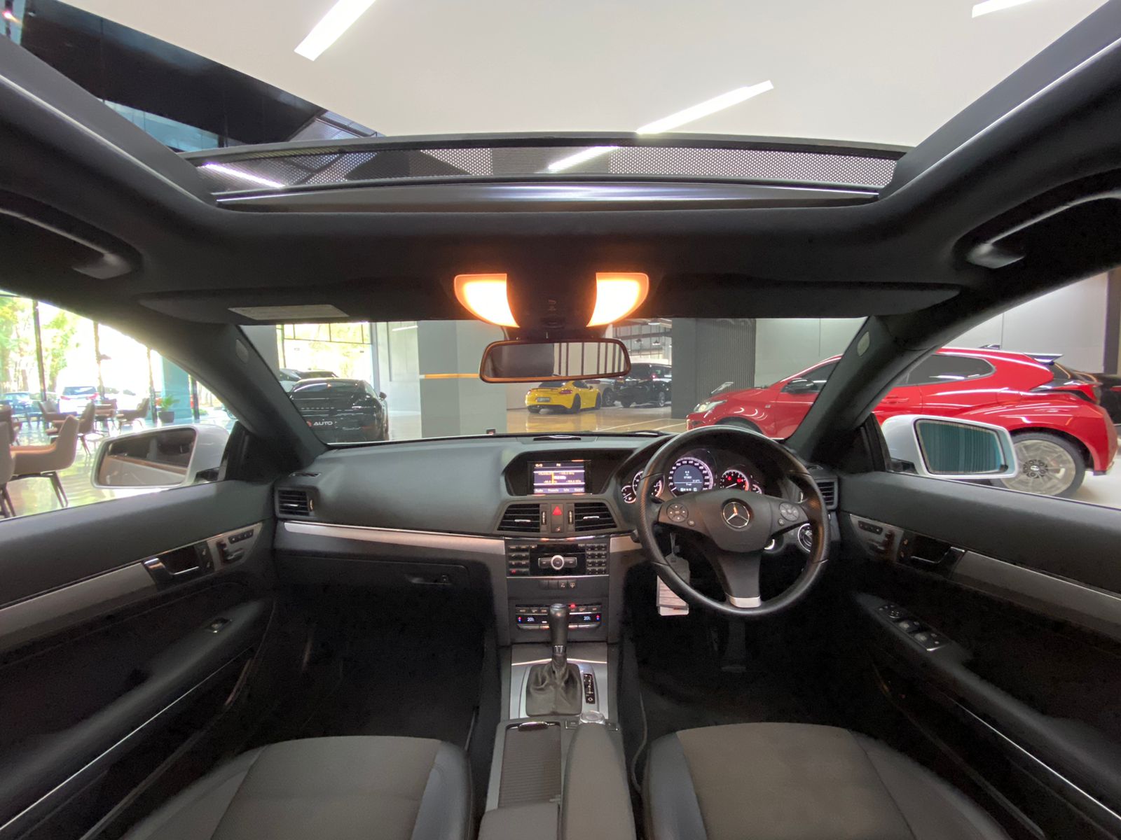 2011 Mercedes Benz E-Class  E 200 Coupe AMG Line 2011 Mercedes Benz E-Class  E 200 Coupe AMG Line