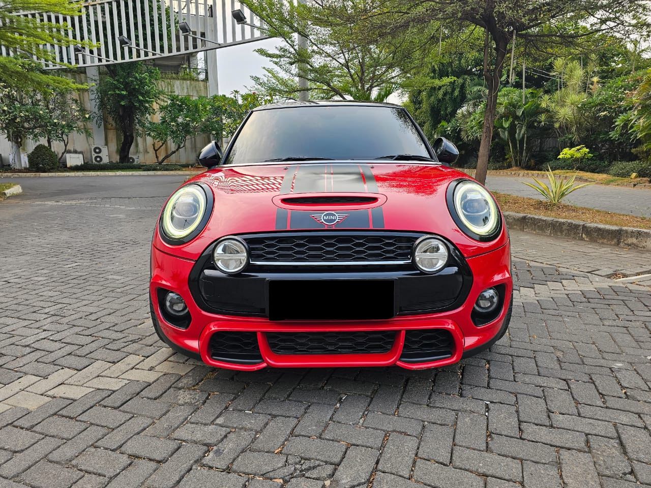 2021 MINI Cooper S 2 AT Bekas 2021 MINI Cooper S 2 AT Bekas