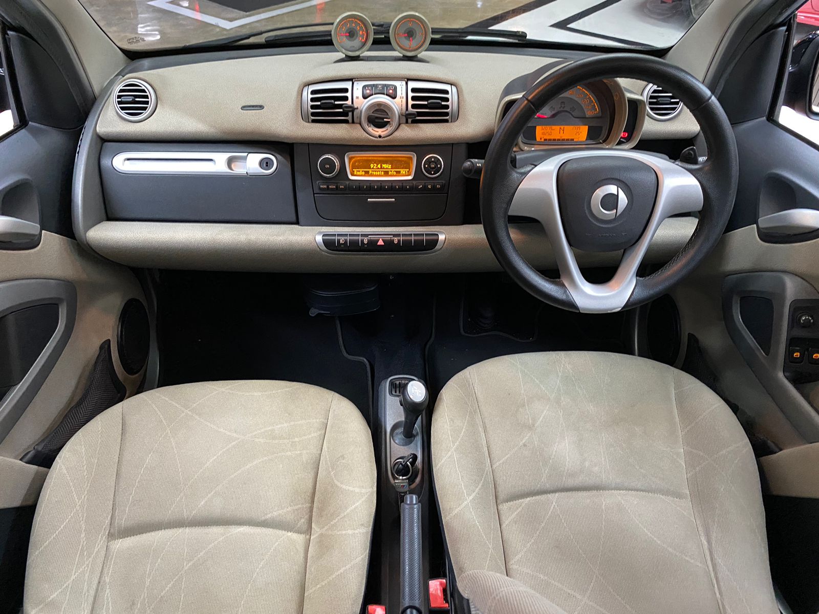 2011 Smart Fortwo COUPE PASSION A/T 2011 Smart Fortwo COUPE PASSION A/T