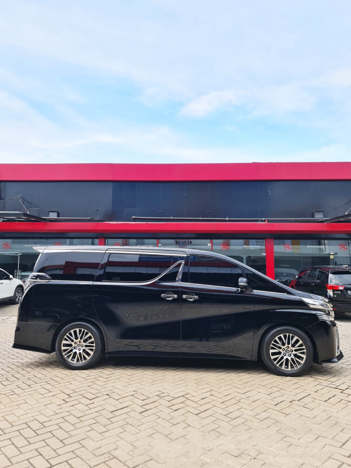 2015 Toyota Vellfire  2.4 ZG AT AUDIOLESS 2015 Toyota Vellfire  2.4 ZG AT AUDIOLESS