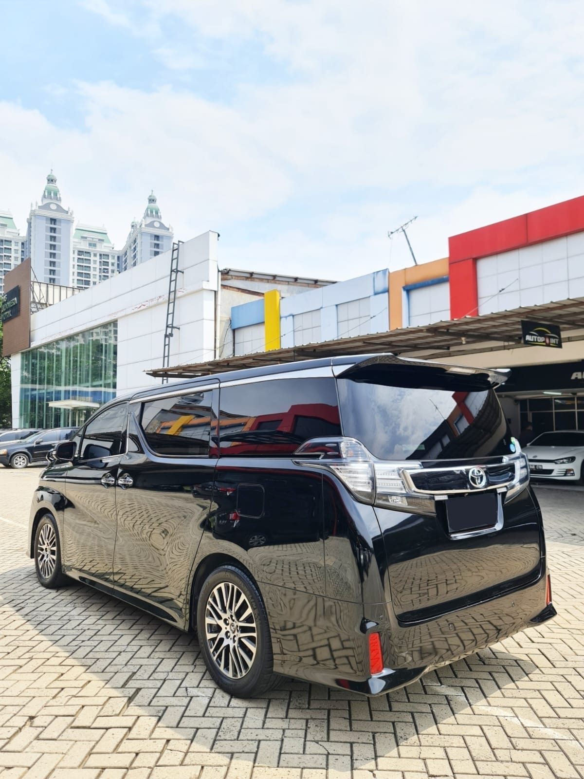 2015 Toyota Vellfire  2.4 ZG AT AUDIOLESS 2015 Toyota Vellfire  2.4 ZG AT AUDIOLESS