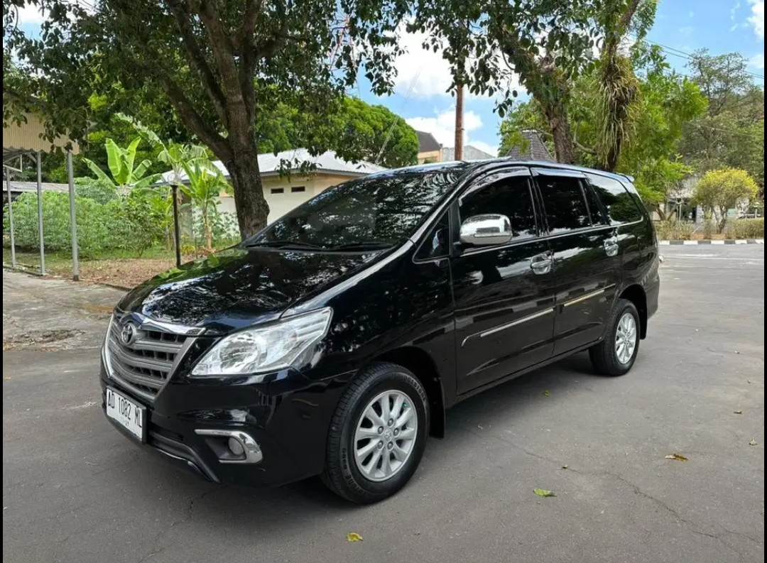 2014 Toyota Kijang Innova 2014 Toyota Kijang Innova