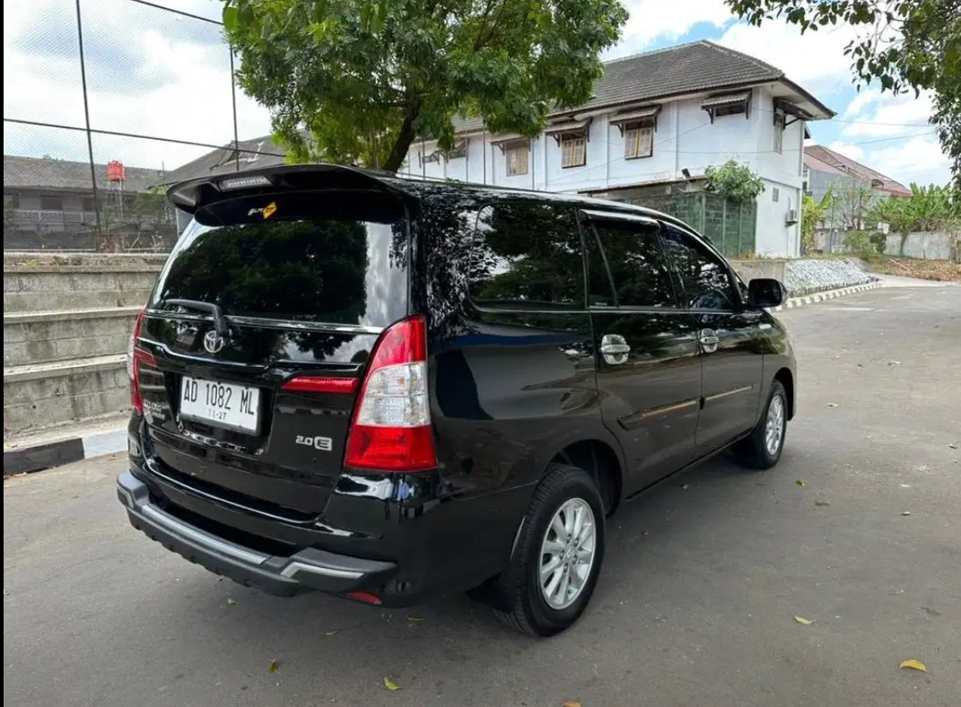 2014 Toyota Kijang Innova 2014 Toyota Kijang Innova
