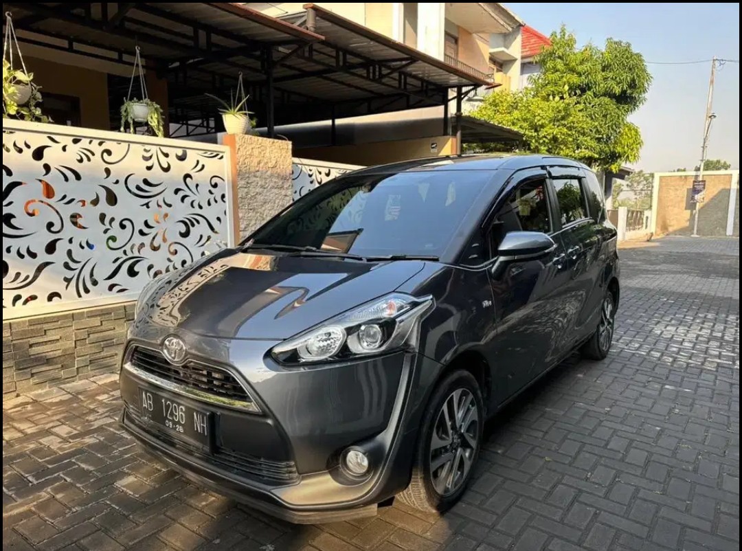 2016 Toyota Sienta Bekas 2016 Toyota Sienta Bekas