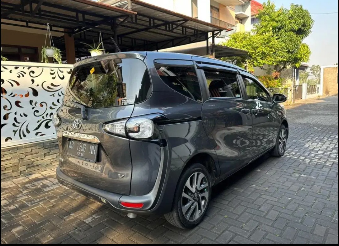 2016 Toyota Sienta 2016 Toyota Sienta