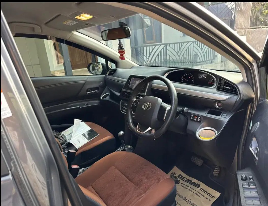 2016 Toyota Sienta 2016 Toyota Sienta