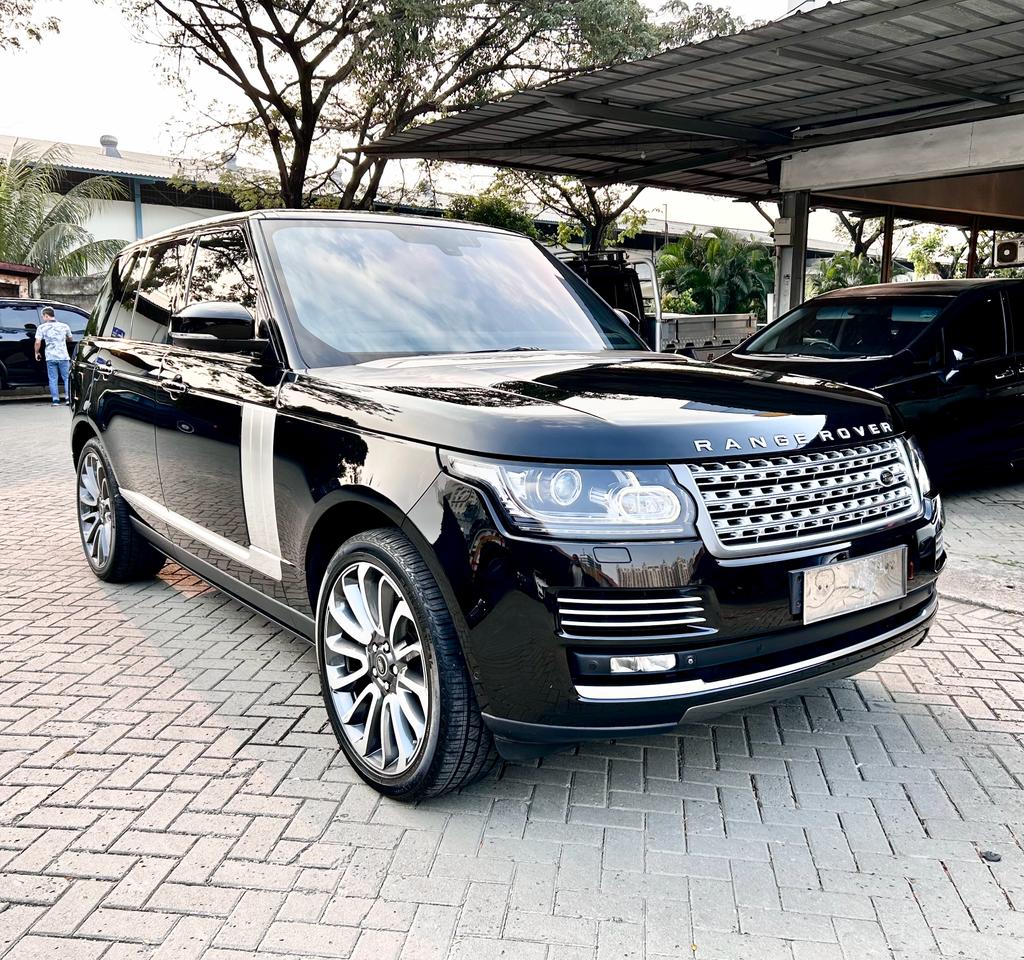 2013 Land Rover Range Rover Vogue 5.0 AUTOBIOGRAPHY AT 2013 Land Rover Range Rover Vogue 5.0 AUTOBIOGRAPHY AT