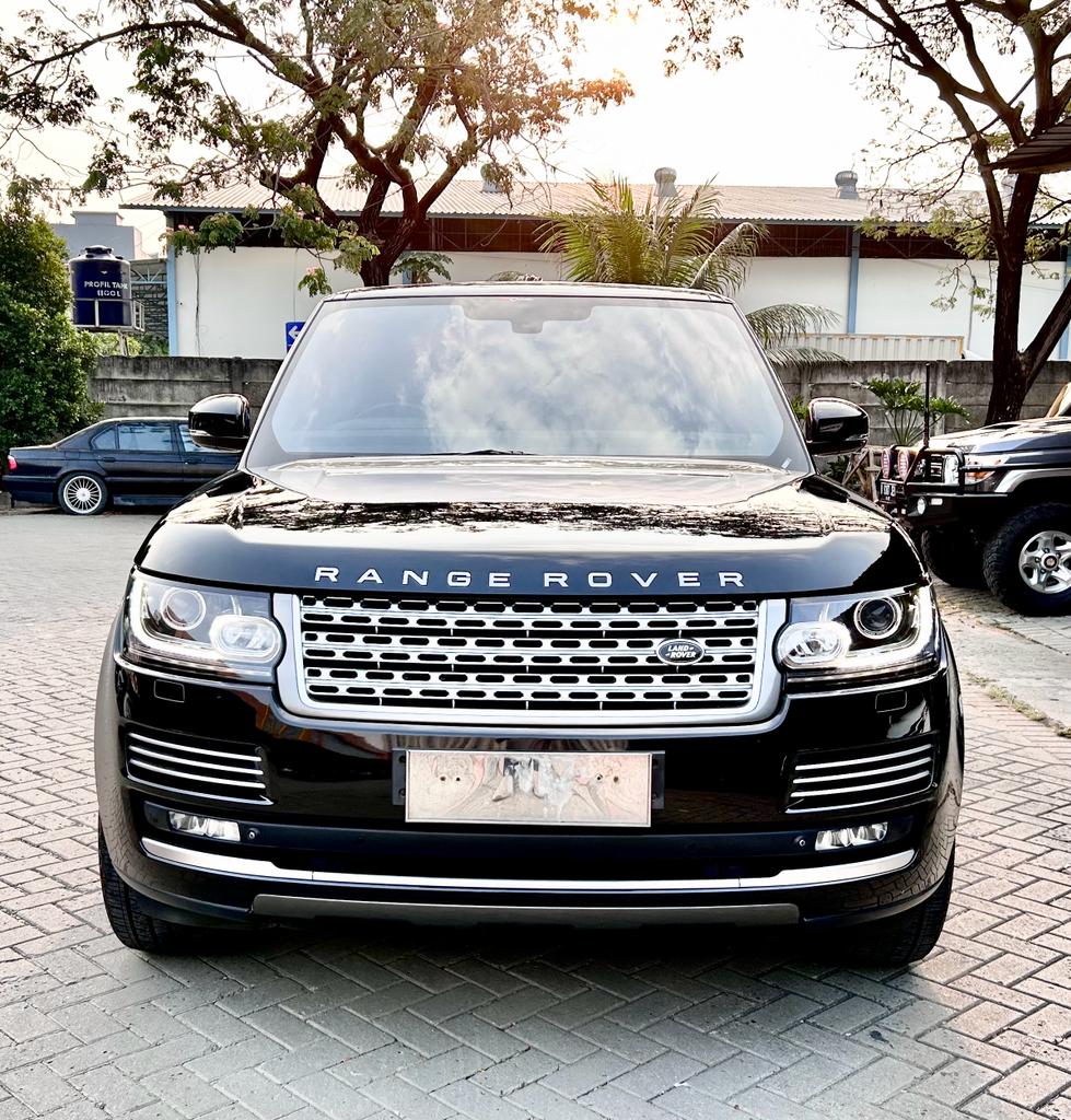 2013 Land Rover Range Rover Vogue 5.0 AUTOBIOGRAPHY AT 2013 Land Rover Range Rover Vogue 5.0 AUTOBIOGRAPHY AT