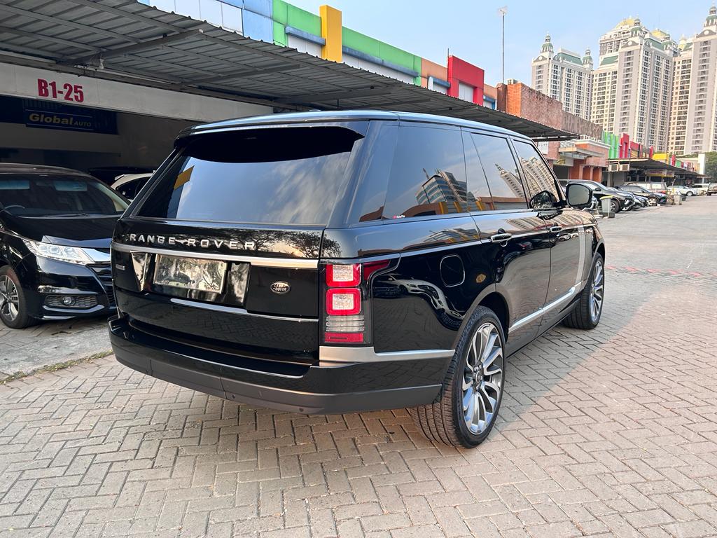 2013 Land Rover Range Rover Vogue 5.0 AUTOBIOGRAPHY AT 2013 Land Rover Range Rover Vogue 5.0 AUTOBIOGRAPHY AT