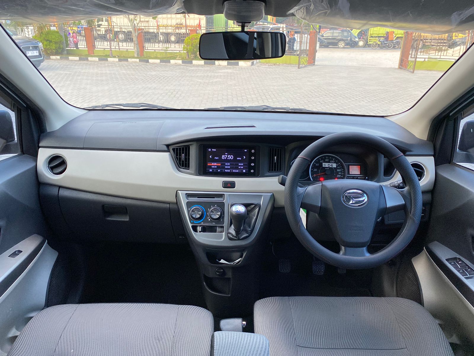 2020 Daihatsu Sigra 2020 Daihatsu Sigra