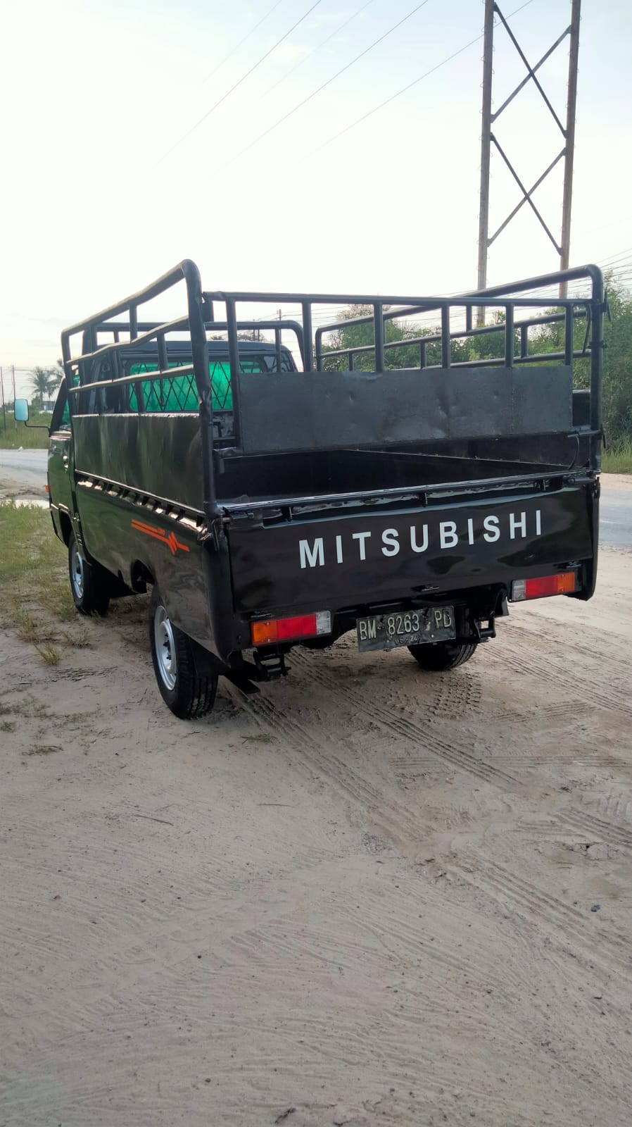 2018 Mitsubishi L300 2018 Mitsubishi L300