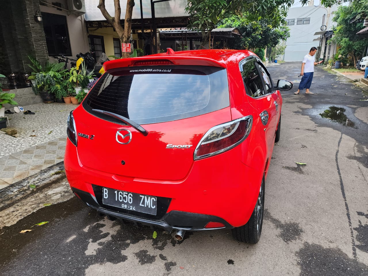 2014 Mazda 2 Hatchback 2014 Mazda 2 Hatchback