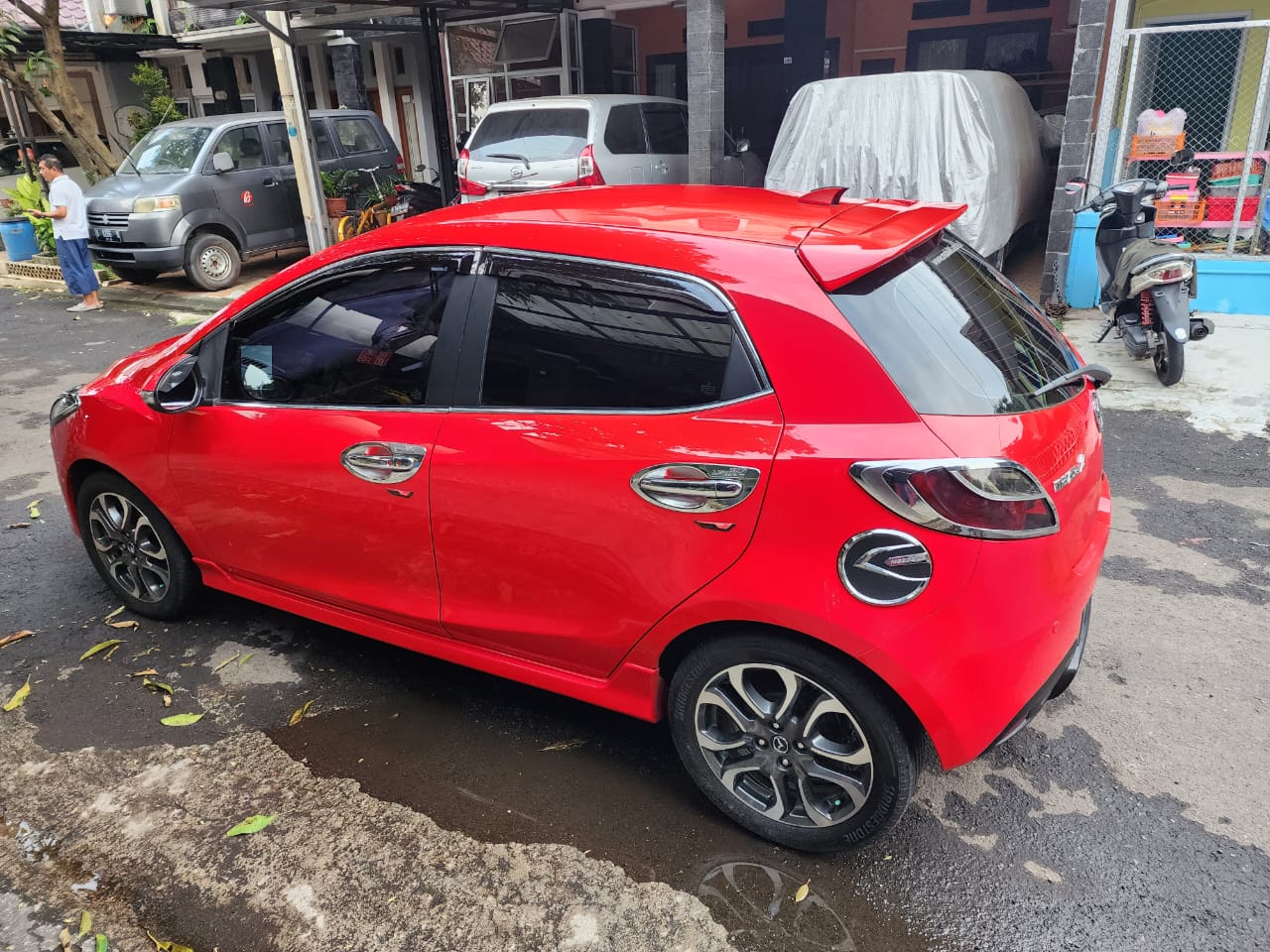 2014 Mazda 2 Hatchback 2014 Mazda 2 Hatchback