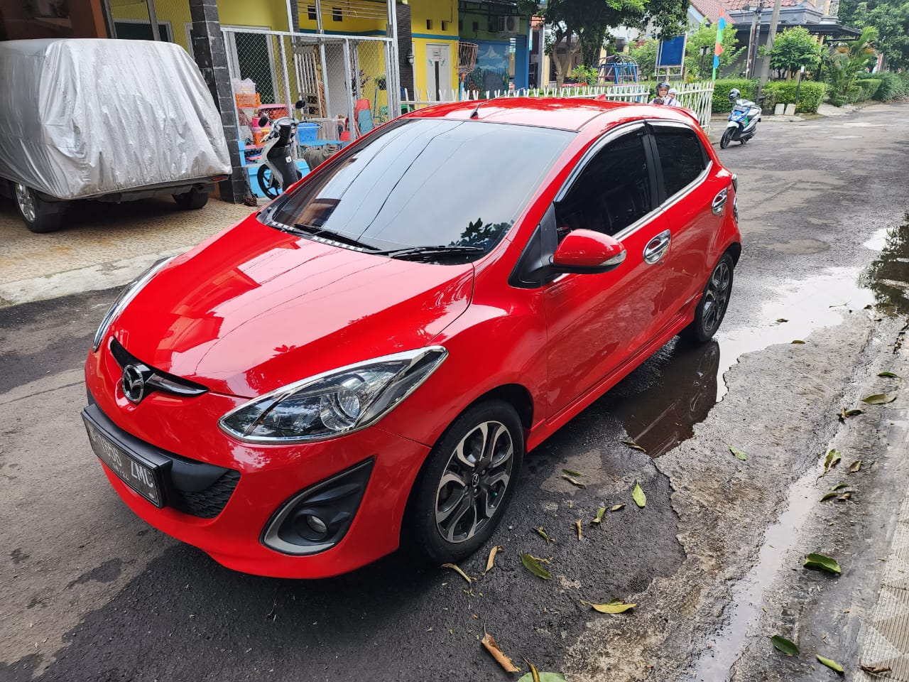 2014 Mazda 2 Hatchback 2014 Mazda 2 Hatchback