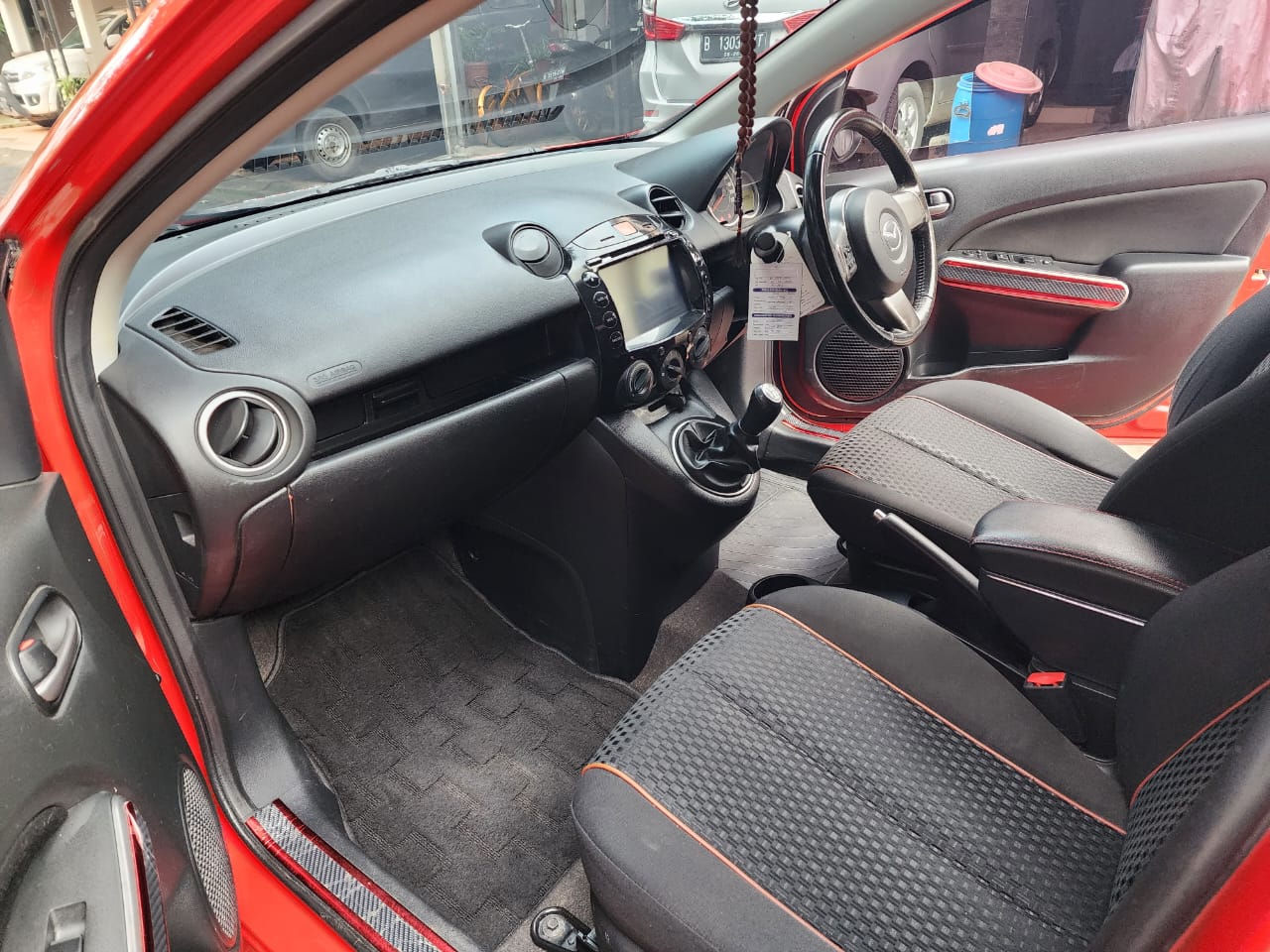 2014 Mazda 2 Hatchback 2014 Mazda 2 Hatchback