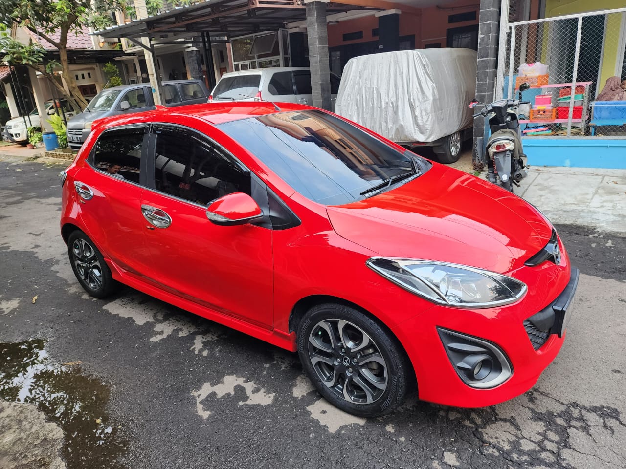 2014 Mazda 2 Hatchback 2014 Mazda 2 Hatchback