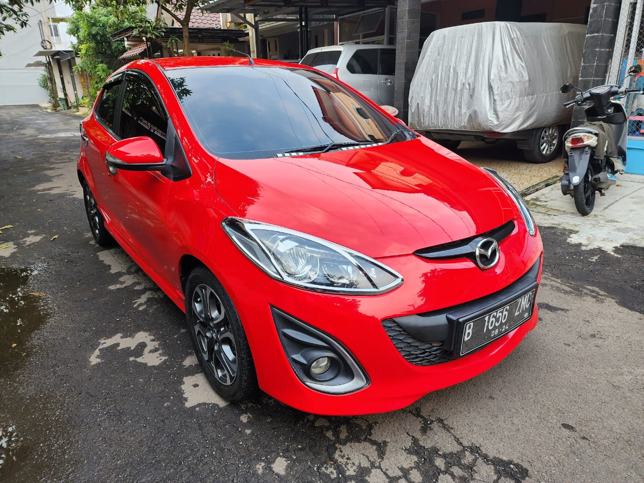 2014 Mazda 2 Hatchback 2014 Mazda 2 Hatchback