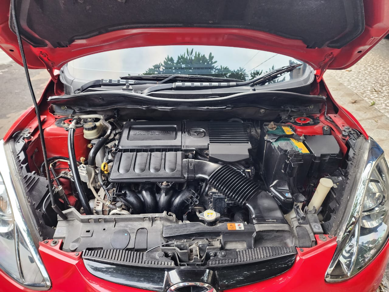 2014 Mazda 2 Hatchback 2014 Mazda 2 Hatchback