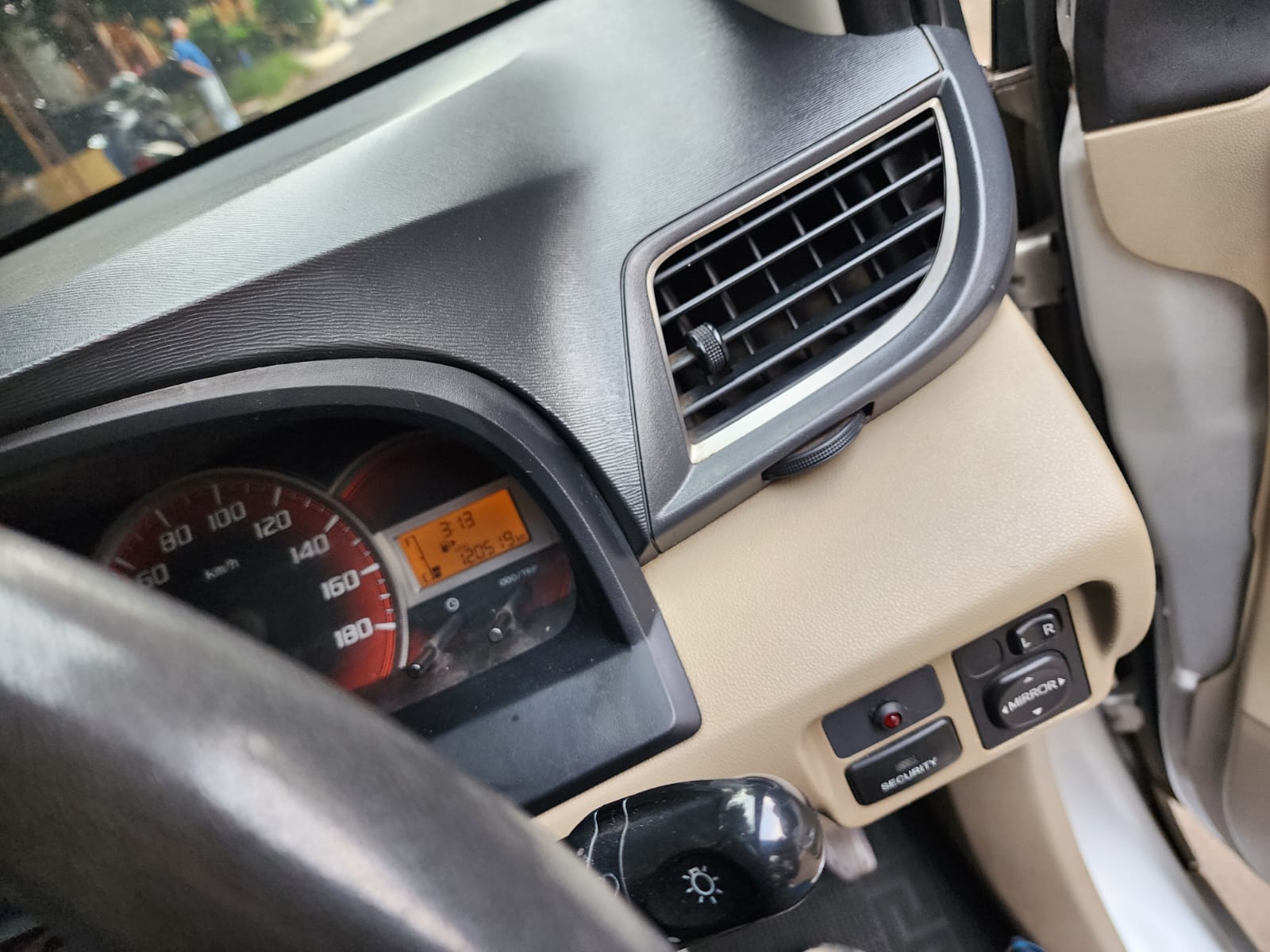 2013 Toyota Avanza 2013 Toyota Avanza