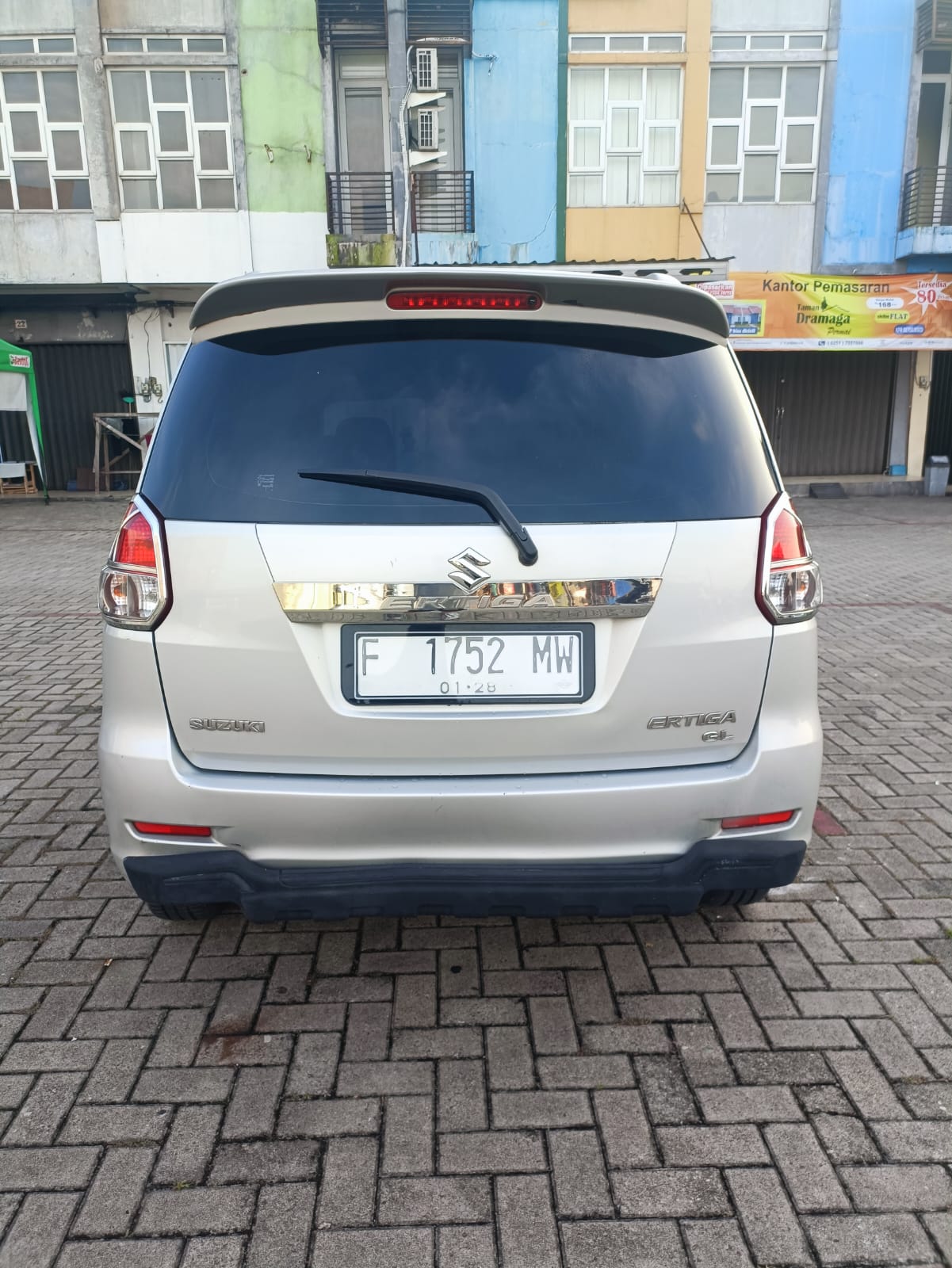 2012 Suzuki Ertiga  2012 Suzuki Ertiga