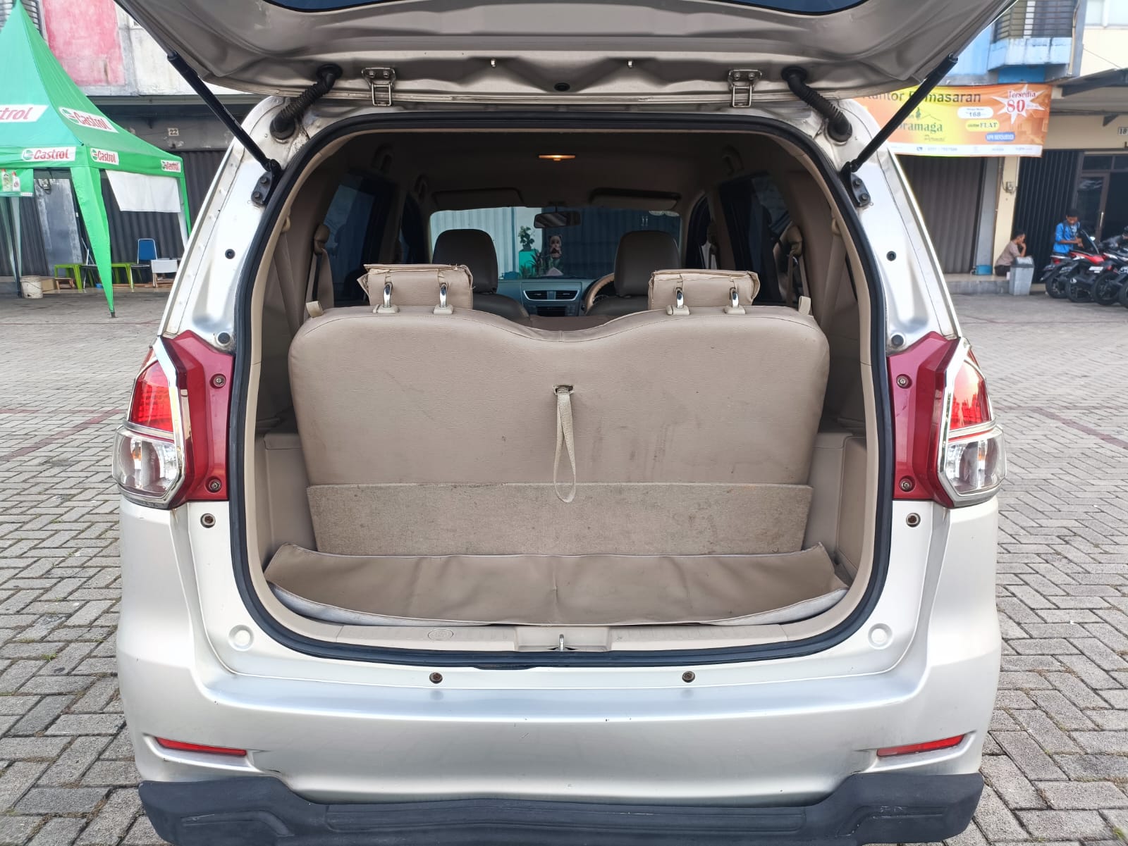 2012 Suzuki Ertiga  2012 Suzuki Ertiga