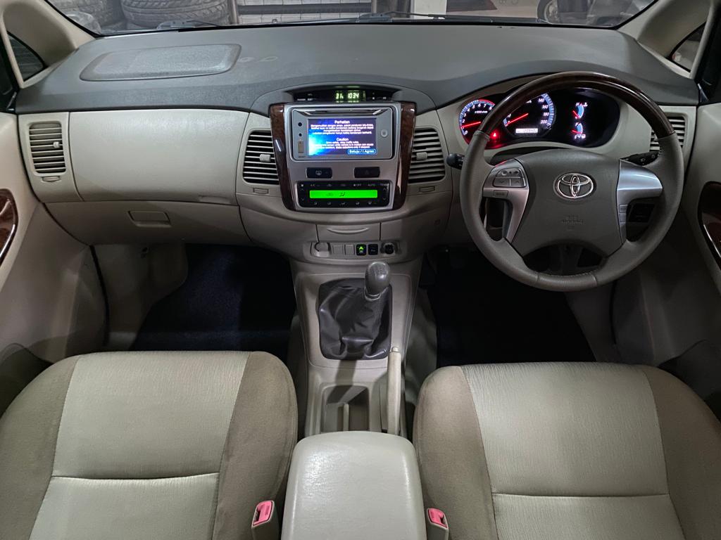 2014 Toyota Kijang Innova 2014 Toyota Kijang Innova