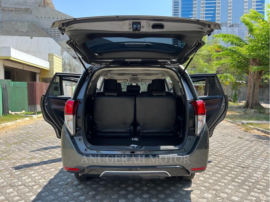 2021 Toyota Kijang Innova 2021 Toyota Kijang Innova