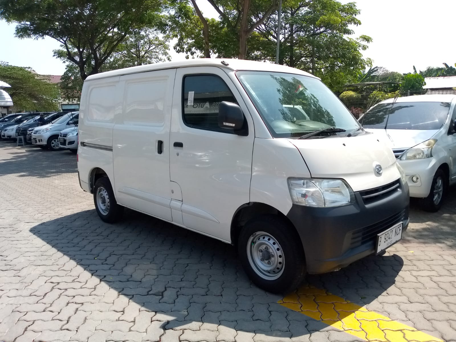 Second Hand 2017 Daihatsu Gran Max MB Second Hand 2017 Daihatsu Gran Max MB