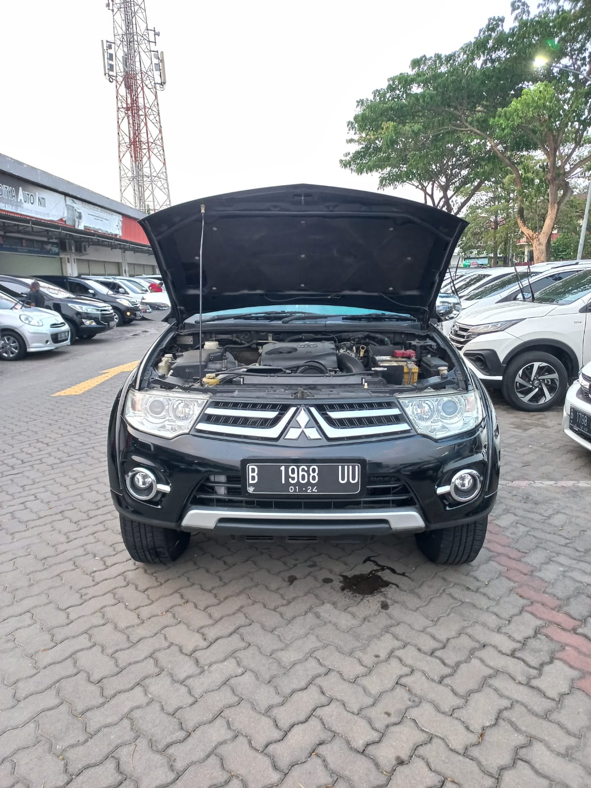 2013 Mitsubishi Pajero 2013 Mitsubishi Pajero