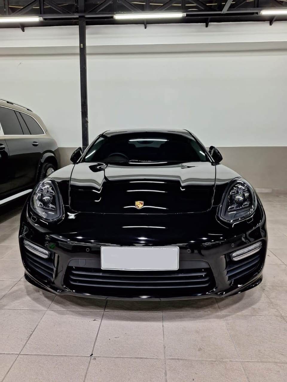 Second Hand 2012 Porsche Panamera 3.6L A/T Second Hand 2012 Porsche Panamera 3.6L A/T